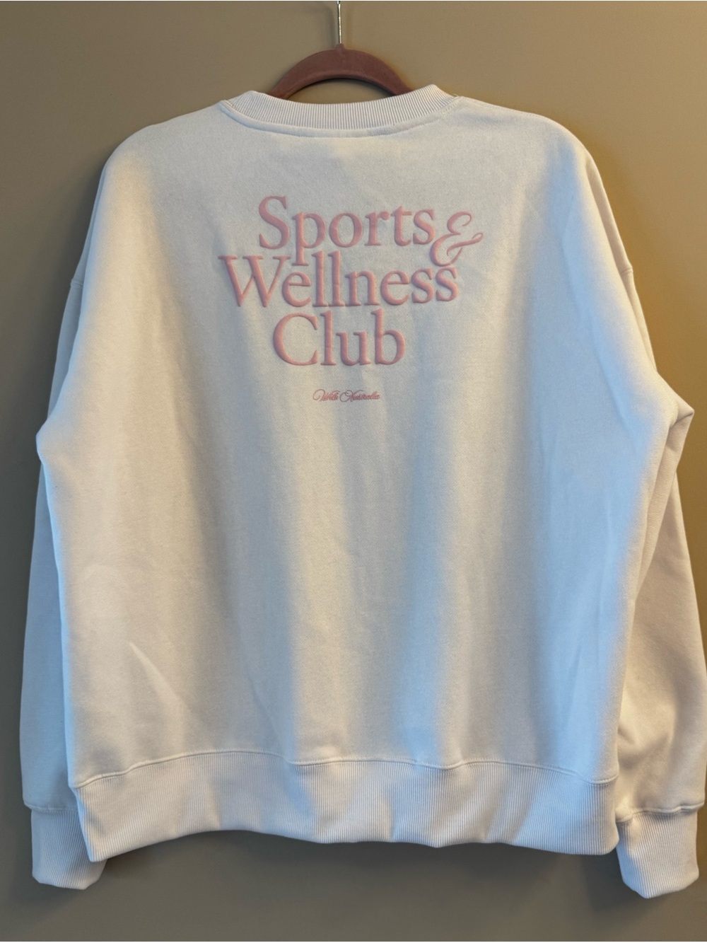 Wilo The Label Sports & Wellness Club Sweatshirt & Biker Shorts Matching Set - Picture 4 of 9